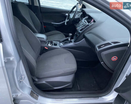 Сірий Форд Фокус, об'ємом двигуна 1.6 л та пробігом 238 тис. км за 7999 $, фото 19 на Automoto.ua