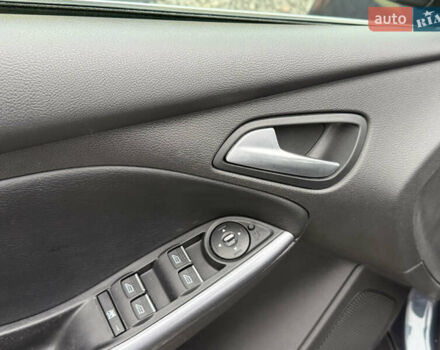 Серый Форд Фокус, объемом двигателя 1.6 л и пробегом 232 тыс. км за 9200 $, фото 40 на Automoto.ua