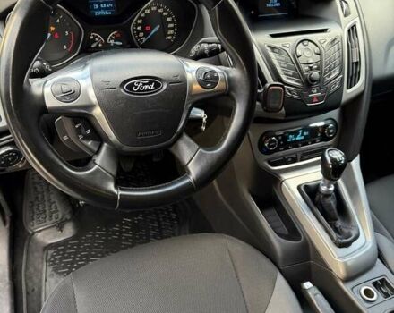 Серый Форд Фокус, объемом двигателя 1.6 л и пробегом 297 тыс. км за 7500 $, фото 7 на Automoto.ua