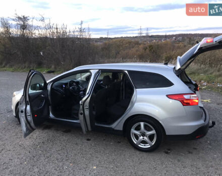 Форд Фокус 2013 в Львове на Automoto.ua Серый Форд Фокус, объемом двигателя 1.56 л и пробегом 259 тыс. км за 8400 $, фото 7 на Automoto.ua