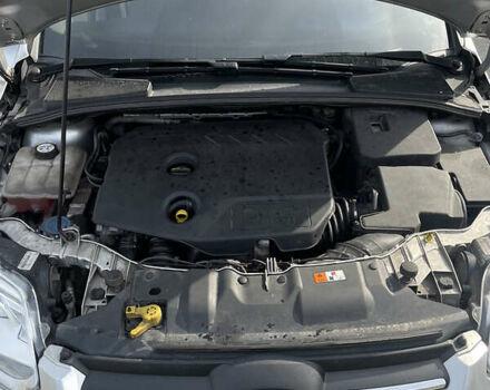 Серый Форд Фокус, объемом двигателя 1.6 л и пробегом 264 тыс. км за 7300 $, фото 12 на Automoto.ua