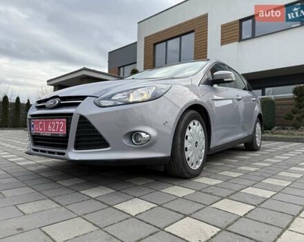 Серый Форд Фокус, объемом двигателя 1.6 л и пробегом 230 тыс. км за 7899 $, фото 2 на Automoto.ua