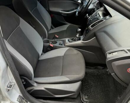 Серый Форд Фокус, объемом двигателя 1.6 л и пробегом 297 тыс. км за 7500 $, фото 15 на Automoto.ua