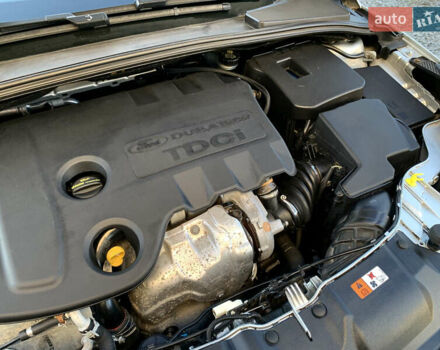 Серый Форд Фокус, объемом двигателя 1.6 л и пробегом 236 тыс. км за 7800 $, фото 11 на Automoto.ua