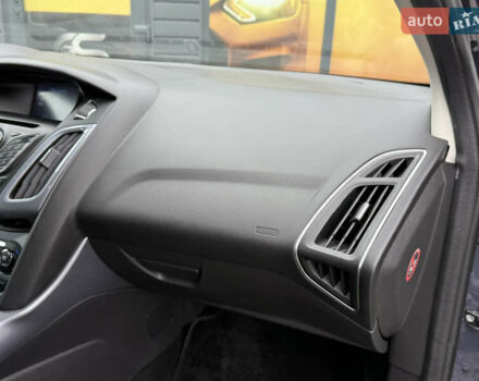 Серый Форд Фокус, объемом двигателя 1.6 л и пробегом 227 тыс. км за 8900 $, фото 32 на Automoto.ua