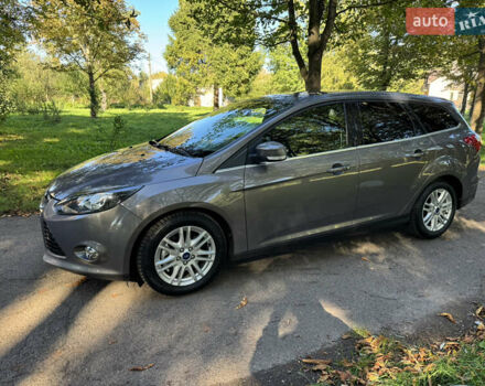 Сірий Форд Фокус, об'ємом двигуна 2 л та пробігом 205 тис. км за 8300 $, фото 3 на Automoto.ua