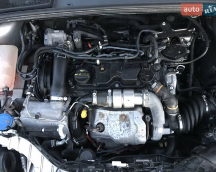 Форд Фокус 2013 в Львове на Automoto.ua Серый Форд Фокус, объемом двигателя 1.56 л и пробегом 259 тыс. км за 8400 $, фото 40 на Automoto.ua