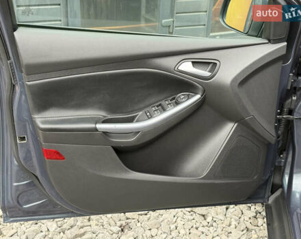 Серый Форд Фокус, объемом двигателя 1.6 л и пробегом 227 тыс. км за 8900 $, фото 44 на Automoto.ua