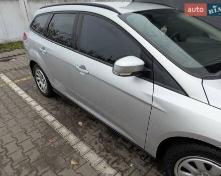 Серый Форд Фокус, объемом двигателя 1 л и пробегом 161 тыс. км за 6800 $, фото 5 на Automoto.ua