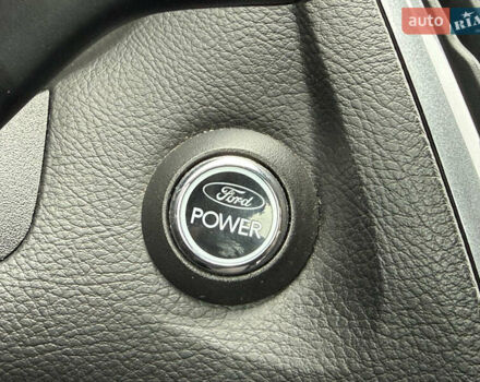 Серый Форд Фокус, объемом двигателя 1.6 л и пробегом 227 тыс. км за 8900 $, фото 49 на Automoto.ua