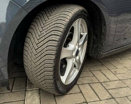 Серый Форд Фокус, объемом двигателя 1.6 л и пробегом 200 тыс. км за 8700 $, фото 10 на Automoto.ua