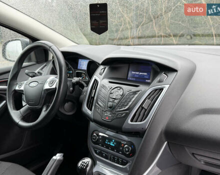 Сірий Форд Фокус, об'ємом двигуна 1.6 л та пробігом 230 тис. км за 8700 $, фото 30 на Automoto.ua