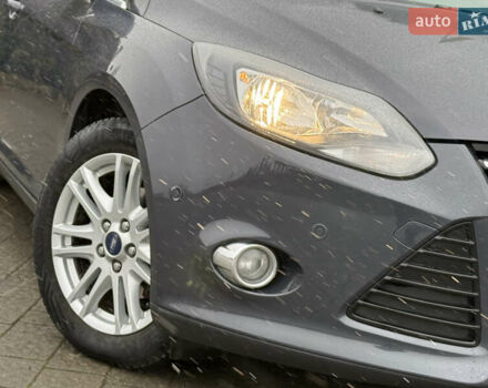 Сірий Форд Фокус, об'ємом двигуна 1.6 л та пробігом 230 тис. км за 8700 $, фото 9 на Automoto.ua