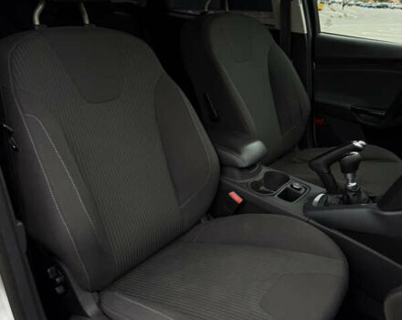 Серый Форд Фокус, объемом двигателя 1.56 л и пробегом 232 тыс. км за 7400 $, фото 24 на Automoto.ua