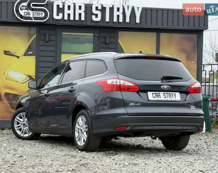 Серый Форд Фокус, объемом двигателя 1.6 л и пробегом 232 тыс. км за 9200 $, фото 3 на Automoto.ua