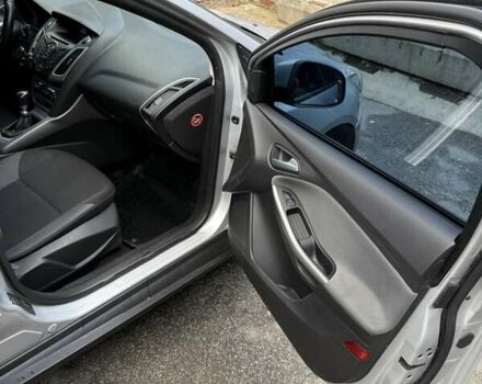 Серый Форд Фокус, объемом двигателя 1.6 л и пробегом 297 тыс. км за 7500 $, фото 14 на Automoto.ua