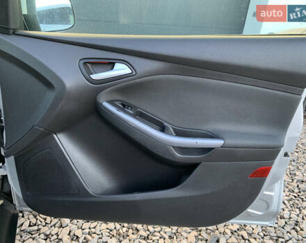 Серый Форд Фокус, объемом двигателя 1.6 л и пробегом 236 тыс. км за 7800 $, фото 27 на Automoto.ua