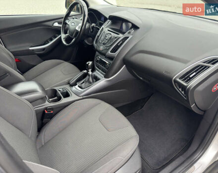 Серый Форд Фокус, объемом двигателя 1.6 л и пробегом 219 тыс. км за 8749 $, фото 45 на Automoto.ua