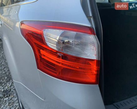 Форд Фокус 2013 в Ровно на Automoto.ua Серый Форд Фокус, объемом двигателя 1.6 л и пробегом 236 тыс. км за 7950 $, фото 44 на Automoto.ua