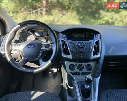 Серый Форд Фокус, объемом двигателя 1.6 л и пробегом 242 тыс. км за 6750 $, фото 12 на Automoto.ua