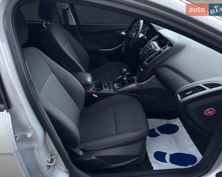 Серый Форд Фокус, объемом двигателя 1.6 л и пробегом 235 тыс. км за 7800 $, фото 58 на Automoto.ua