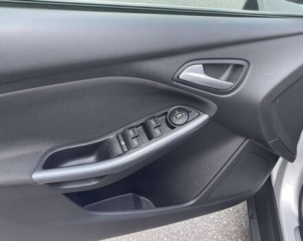 Сірий Форд Фокус, об'ємом двигуна 1.6 л та пробігом 220 тис. км за 8500 $, фото 17 на Automoto.ua