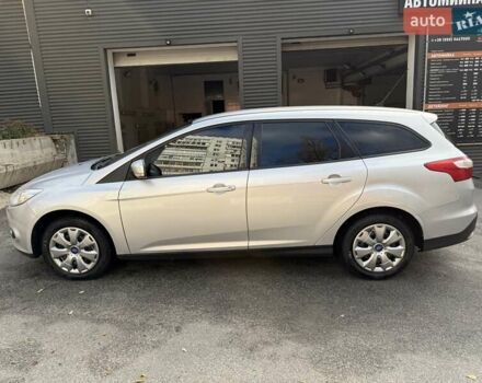 Серый Форд Фокус, объемом двигателя 1.6 л и пробегом 297 тыс. км за 7500 $, фото 4 на Automoto.ua