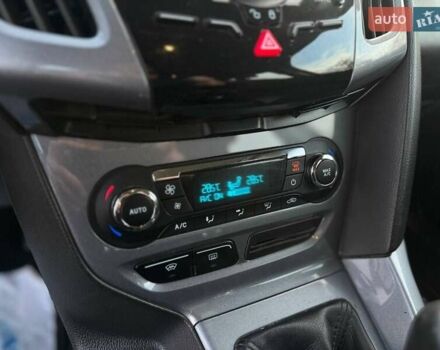 Сірий Форд Фокус, об'ємом двигуна 2 л та пробігом 193 тис. км за 7600 $, фото 18 на Automoto.ua