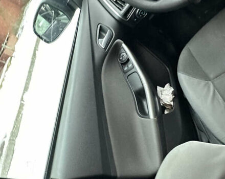 Сірий Форд Фокус, об'ємом двигуна 1.56 л та пробігом 205 тис. км за 8350 $, фото 16 на Automoto.ua