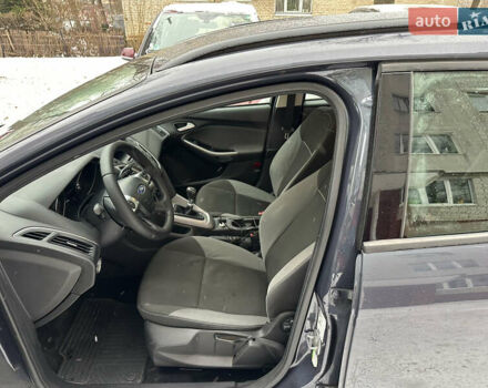Сірий Форд Фокус, об'ємом двигуна 1.56 л та пробігом 205 тис. км за 8350 $, фото 18 на Automoto.ua