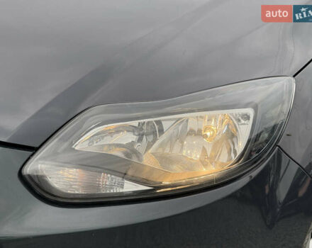 Серый Форд Фокус, объемом двигателя 1.6 л и пробегом 227 тыс. км за 8900 $, фото 10 на Automoto.ua