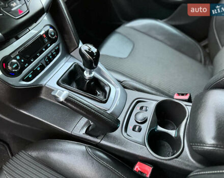 Серый Форд Фокус, объемом двигателя 1.6 л и пробегом 219 тыс. км за 9499 $, фото 92 на Automoto.ua