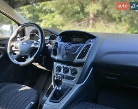 Форд Фокус 2013 у Києві на Automoto.ua Сірий Форд Фокус, об'ємом двигуна 1.6 л та пробігом 242 тис. км за 6990 $, фото 14 на Automoto.ua