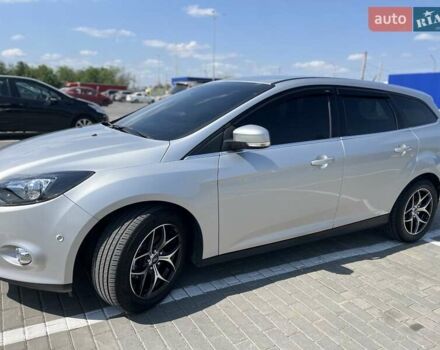 Форд Фокус 2013 в Новоукраинке на Automoto.ua Серый Форд Фокус, объемом двигателя 1.6 л и пробегом 257 тыс. км за 7900 $, фото 3 на Automoto.ua