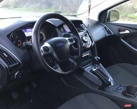 Серый Форд Фокус, объемом двигателя 1.6 л и пробегом 259 тыс. км за 8400 $, фото 7 на Automoto.ua