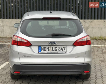 Серый Форд Фокус, объемом двигателя 1.6 л и пробегом 243 тыс. км за 7000 $, фото 10 на Automoto.ua