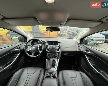 Серый Форд Фокус, объемом двигателя 1.6 л и пробегом 227 тыс. км за 8900 $, фото 4 на Automoto.ua