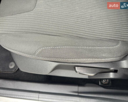 Серый Форд Фокус, объемом двигателя 1.6 л и пробегом 219 тыс. км за 8749 $, фото 54 на Automoto.ua