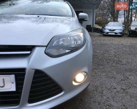 Серый Форд Фокус, объемом двигателя 1.6 л и пробегом 209 тыс. км за 7500 $, фото 4 на Automoto.ua