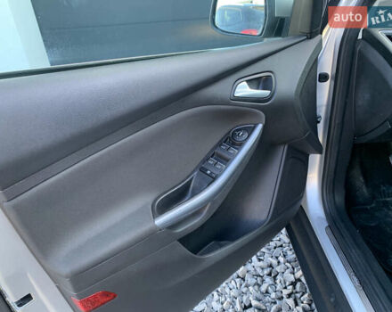 Форд Фокус 2013 в Ровно на Automoto.ua Серый Форд Фокус, объемом двигателя 1.6 л и пробегом 236 тыс. км за 7950 $, фото 17 на Automoto.ua