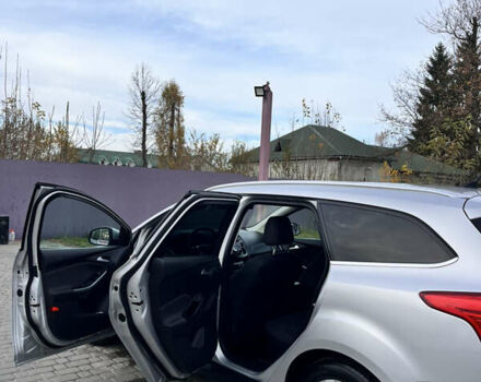 Сірий Форд Фокус, об'ємом двигуна 1.6 л та пробігом 259 тис. км за 8400 $, фото 15 на Automoto.ua