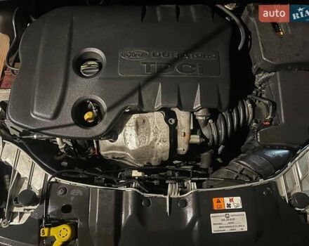 Сірий Форд Фокус, об'ємом двигуна 1.56 л та пробігом 210 тис. км за 8500 $, фото 47 на Automoto.ua