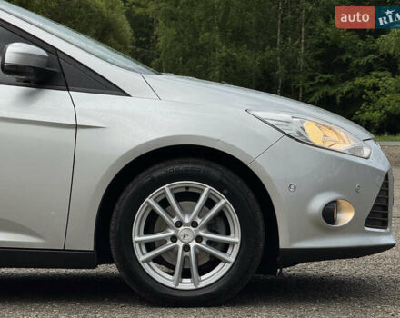 Серый Форд Фокус, объемом двигателя 1.6 л и пробегом 235 тыс. км за 7800 $, фото 19 на Automoto.ua