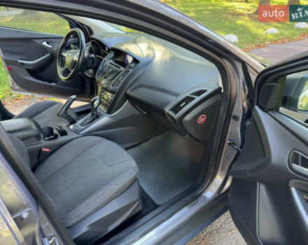 Сірий Форд Фокус, об'ємом двигуна 2 л та пробігом 205 тис. км за 8300 $, фото 15 на Automoto.ua