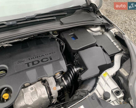 Серый Форд Фокус, объемом двигателя 1.6 л и пробегом 236 тыс. км за 7500 $, фото 11 на Automoto.ua