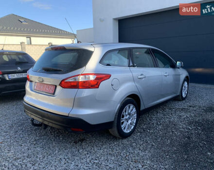 Форд Фокус 2013 в Ровно на Automoto.ua Серый Форд Фокус, объемом двигателя 1.6 л и пробегом 236 тыс. км за 7950 $, фото 2 на Automoto.ua