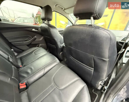 Серый Форд Фокус, объемом двигателя 1.6 л и пробегом 227 тыс. км за 8900 $, фото 34 на Automoto.ua