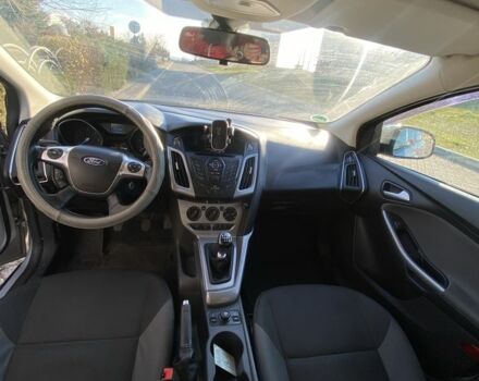 Серый Форд Фокус, объемом двигателя 1.6 л и пробегом 280 тыс. км за 5500 $, фото 3 на Automoto.ua