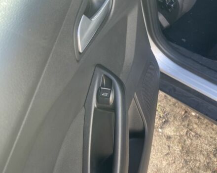 Сірий Форд Фокус, об'ємом двигуна 1 л та пробігом 208 тис. км за 1418 $, фото 3 на Automoto.ua