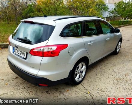 Форд Фокус 2013 в Вознесенске на Automoto.ua Серый Форд Фокус, объемом двигателя 1 л и пробегом 133 тыс. км за 6600 $, фото 5 на Automoto.ua